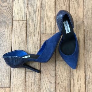 Steve Madden pointed toe pumps